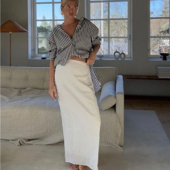 White linen maxi skirt - Picture 7 of 10